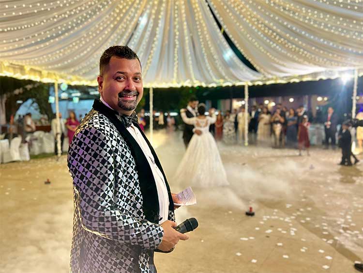 Emcee Stanley Fernandes for Weddings & Other Events