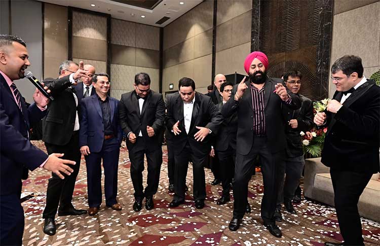 Emcee Stanley Fernandes for Weddings & Other Events