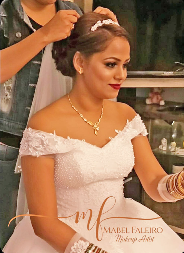 Les Roses Bridal Boutique Studio - Mabel's eauty Touch