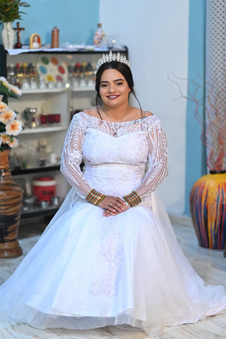 Les Roses Bridal Boutique Studio - Mabel's eauty Touch