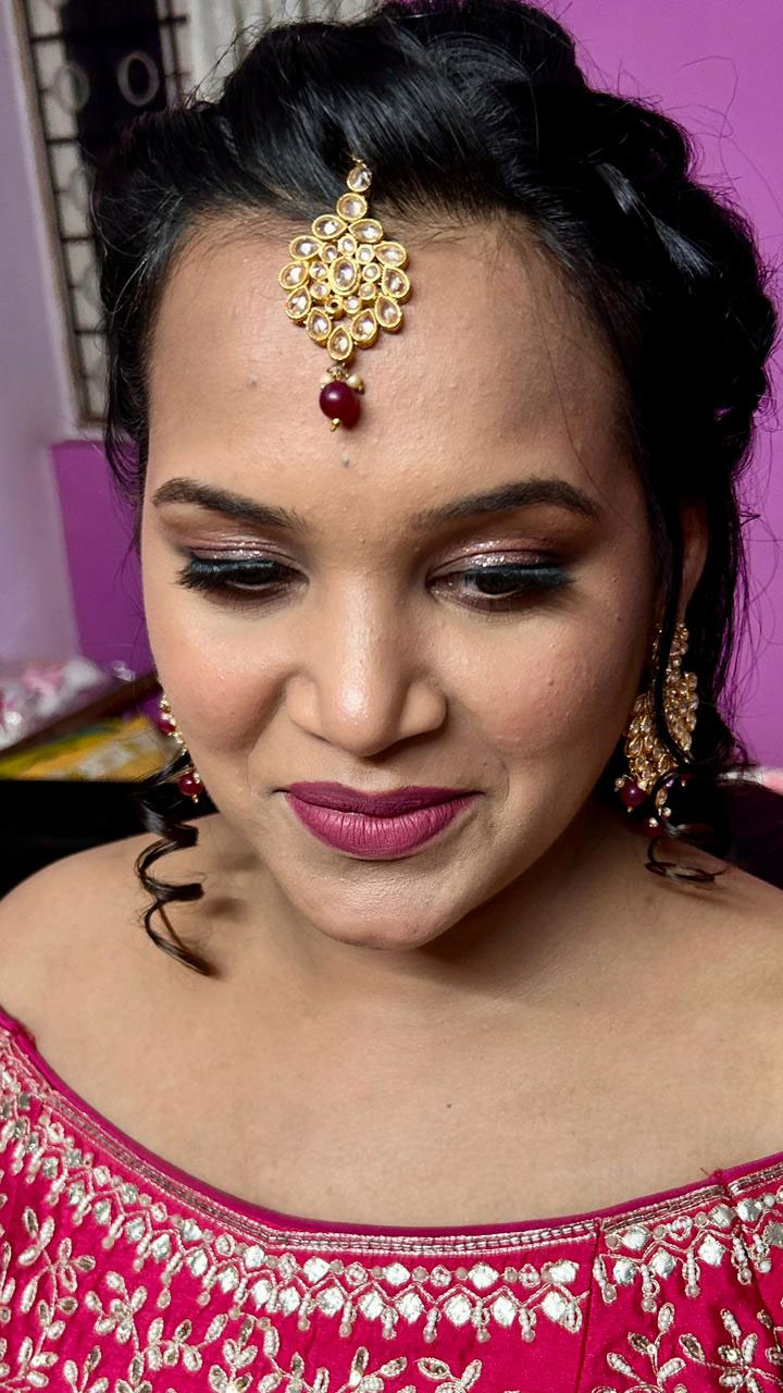  Mabel Faleiro Professional Bridal Make-up & Hair Artist in Goa 