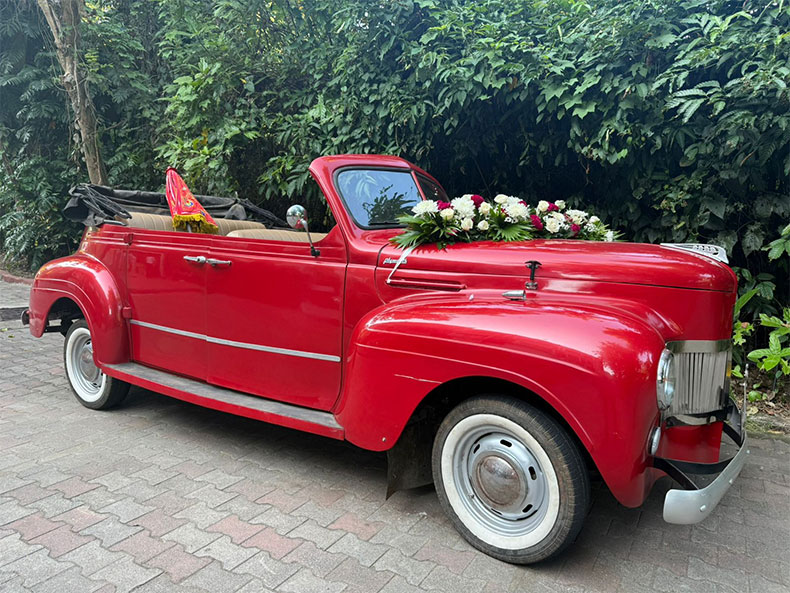 Mayur Lotikar Vintage Cars for  Weddings & Other Events