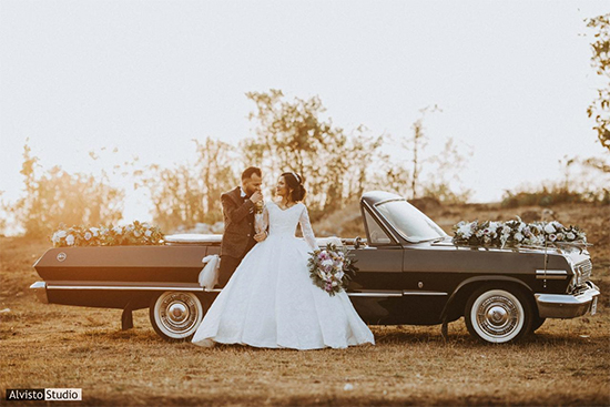 Vintage, Classic & Modern Luxury Wedding Cars for Hire in Goa